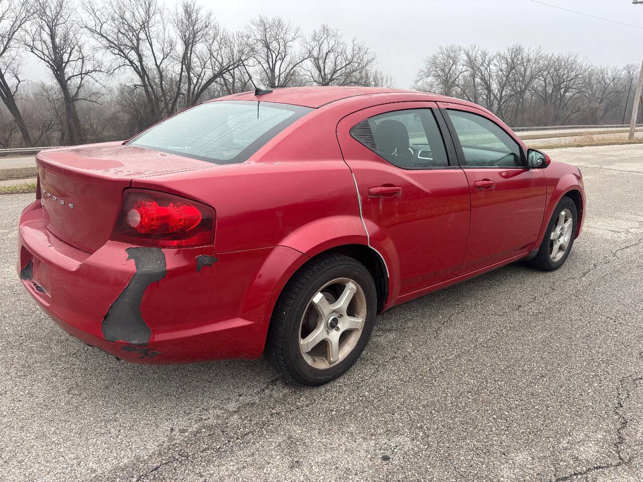 Used 2012 Dodge Avenger SXT image 9