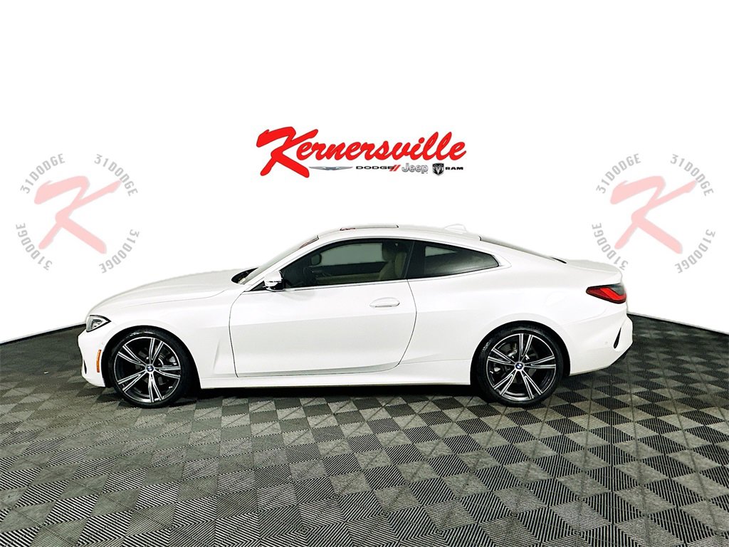 Used 2021 BMW 430i Coupe w/ Premium Package image 4