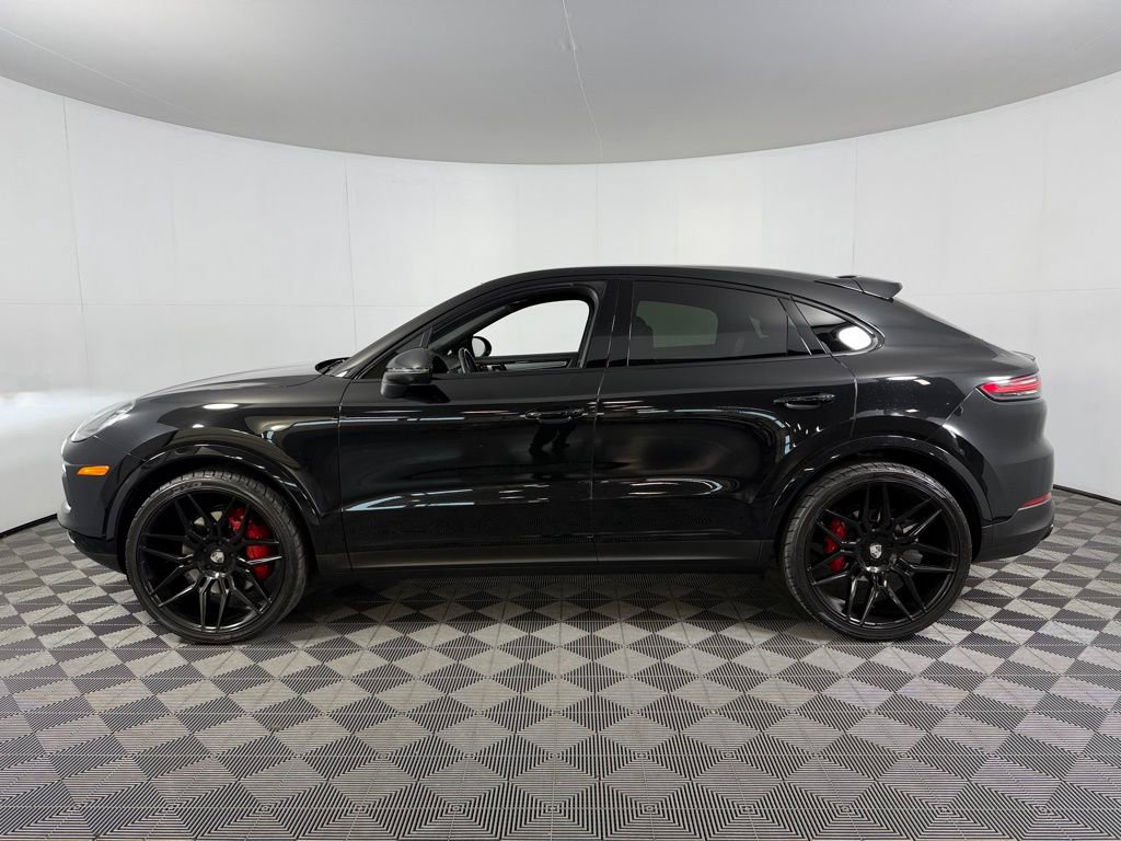 Used 2023 Porsche Cayenne S image 9