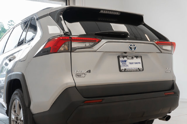 Used 2024 Toyota RAV4 XLE w/ Convenience Package AWD/4WD image 8