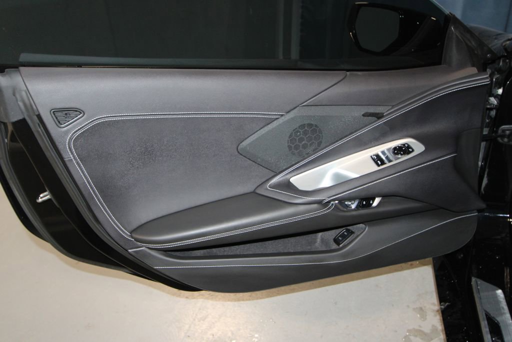 Used 2023 Chevrolet Corvette Stingray Coupe w/ 1LT image 5