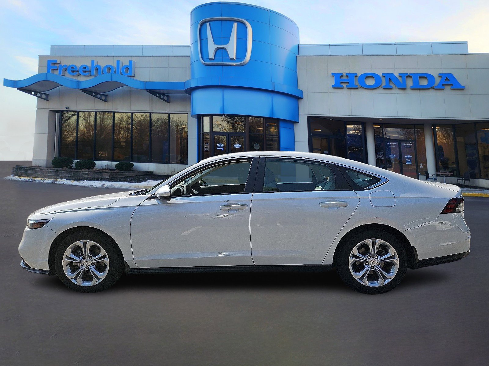 Used 2024 Honda Accord LX image 4