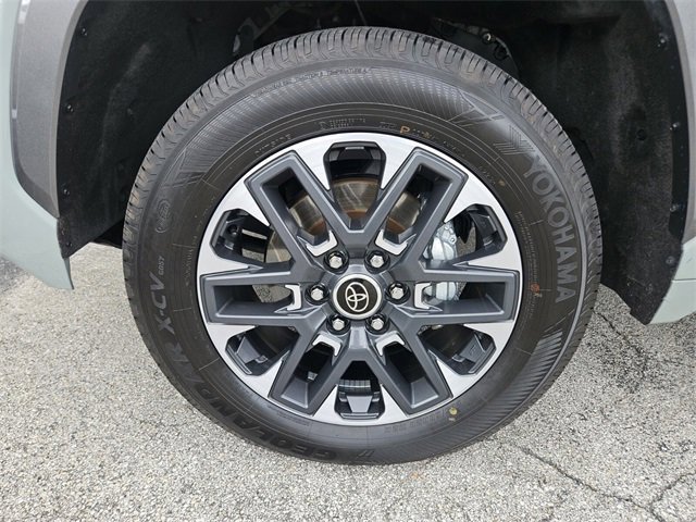 Used 2024 Toyota Tundra Limited image 15