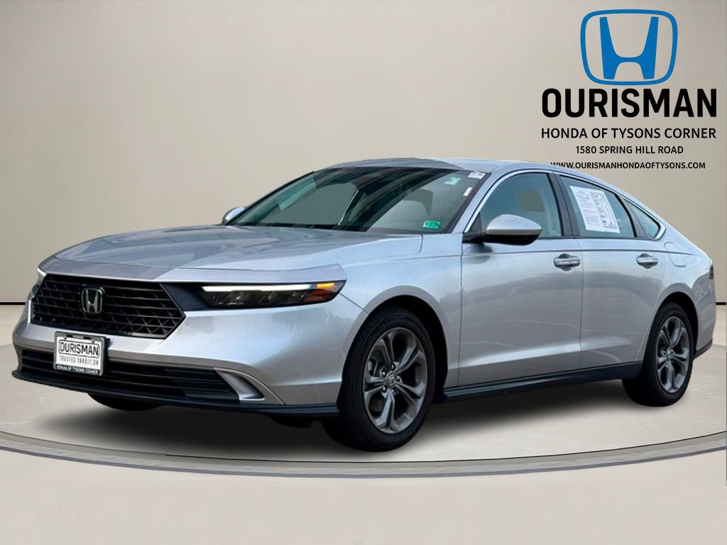 Used 2024 Honda Accord EX image 2