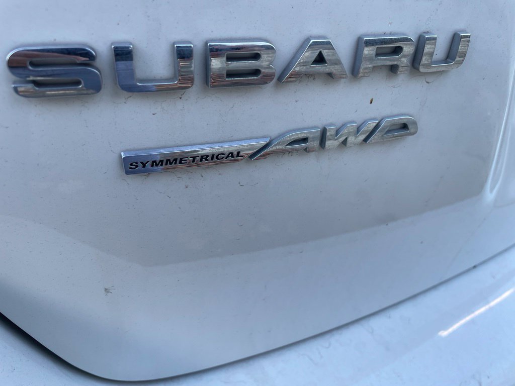 Used 2019 Subaru Outback 3.6R Limited AWD/4WD image 11