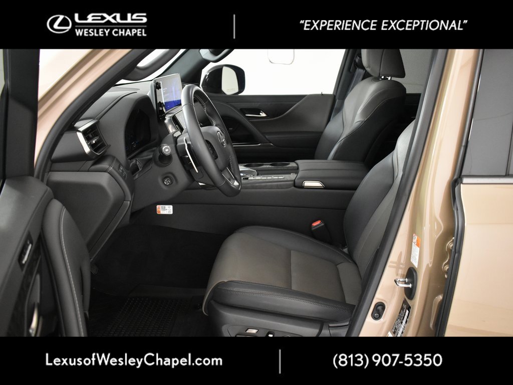 Used 2025 Lexus LX 700h Overtrail image 14