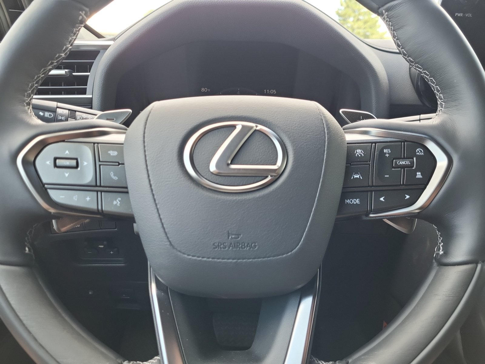 New 2026 Lexus LX 700h Luxury w/ Appearance Package AWD/4WD image 14
