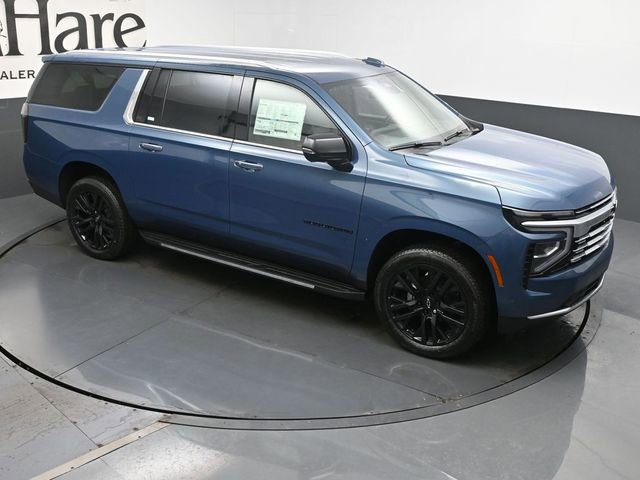 New 2025 Chevrolet Suburban Premier image 27