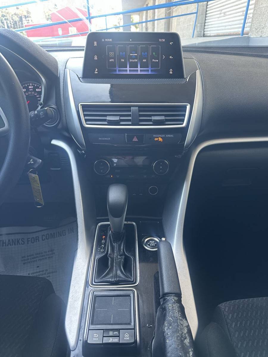 Used 2019 Mitsubishi Eclipse Cross AWD image 11