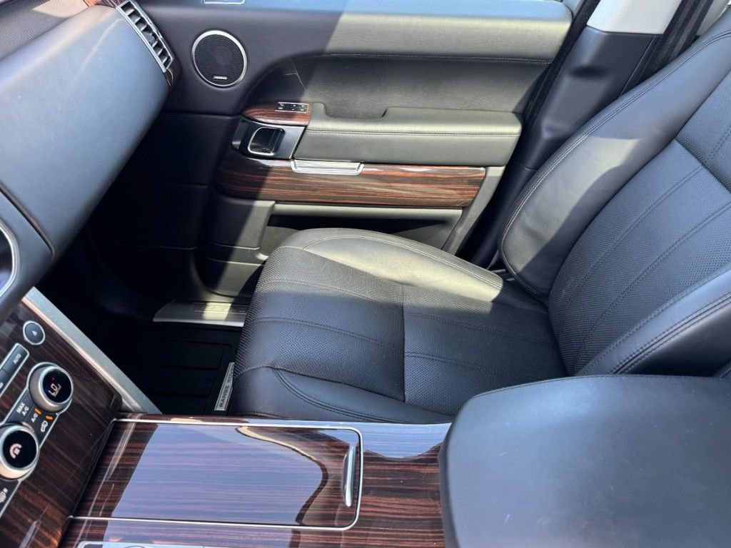 Used 2017 Land Rover Range Rover HSE AWD/4WD image 15