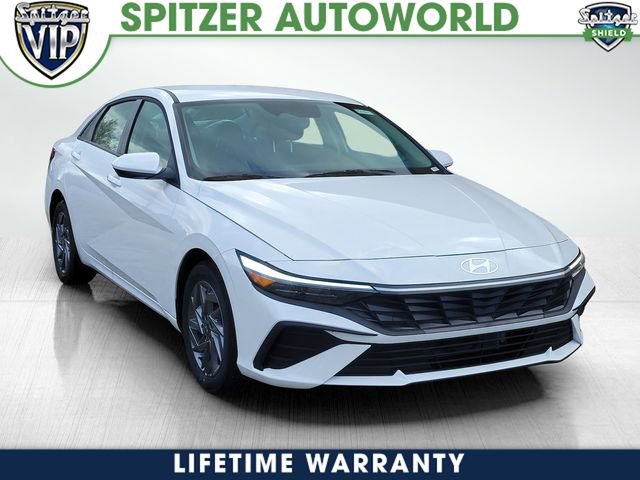 New 2025 Hyundai Elantra Blue