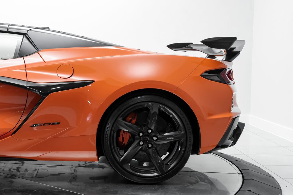 Used 2023 Chevrolet Corvette Z06 w/ Z07 Performance Package RWD image 22