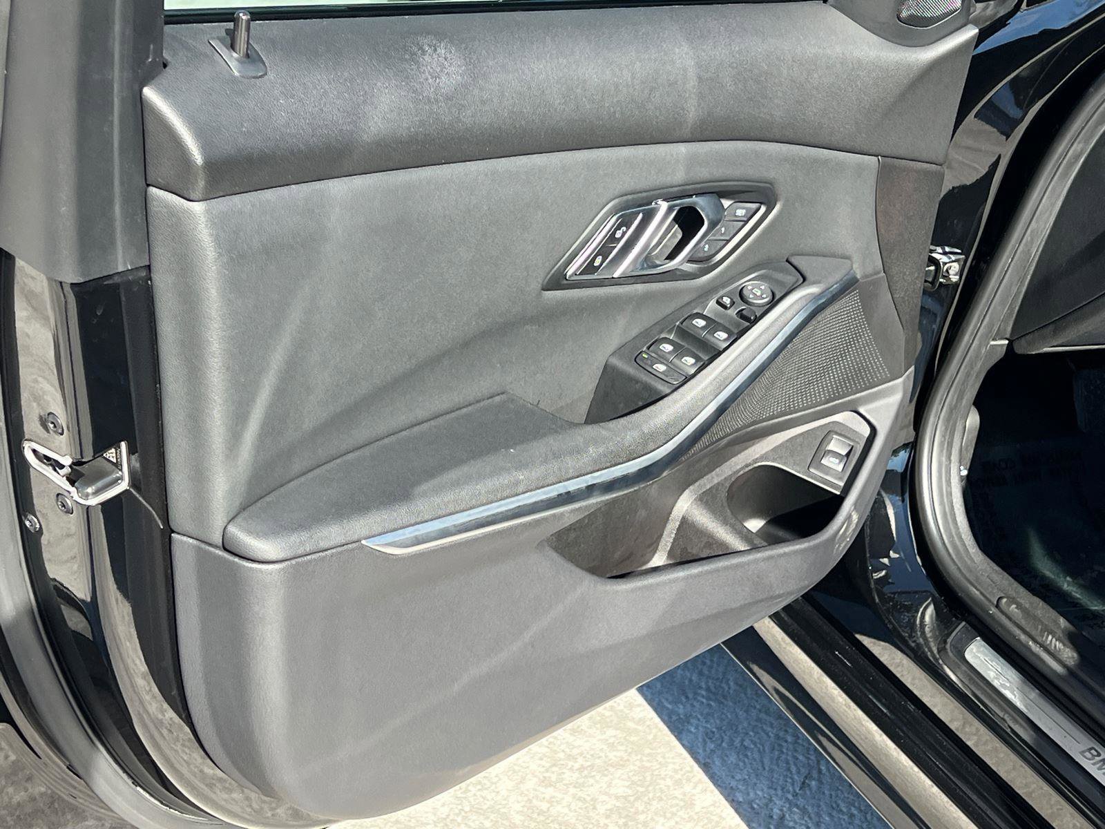 Used 2020 BMW 330i Sedan w/ Convenience Package image 10