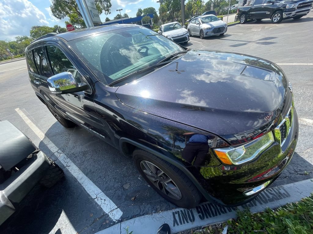 Used 2020 Jeep Grand Cherokee Limited w/ Luxury Group II RWD image 3