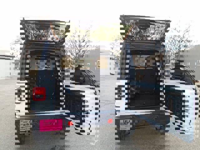 Used 2021 Jeep Wrangler Unlimited Sahara image 29