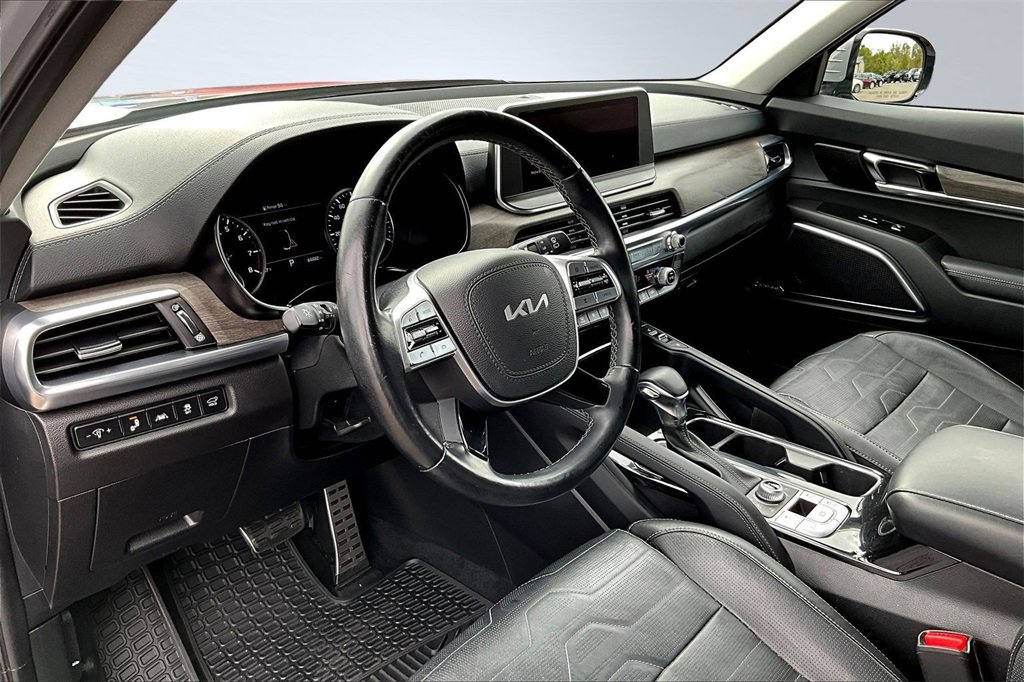 Used 2022 Kia Telluride SX w/ SX Prestige Package image 14