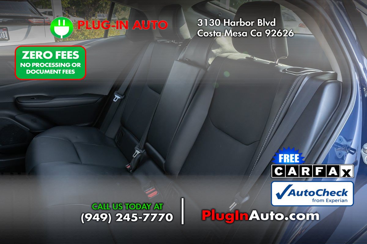 Used 2023 Toyota Prius XLE AWD/4WD image 8