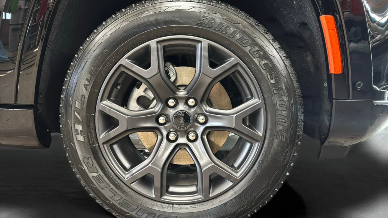 New 2026 Jeep Grand Wagoneer L Limited image 35