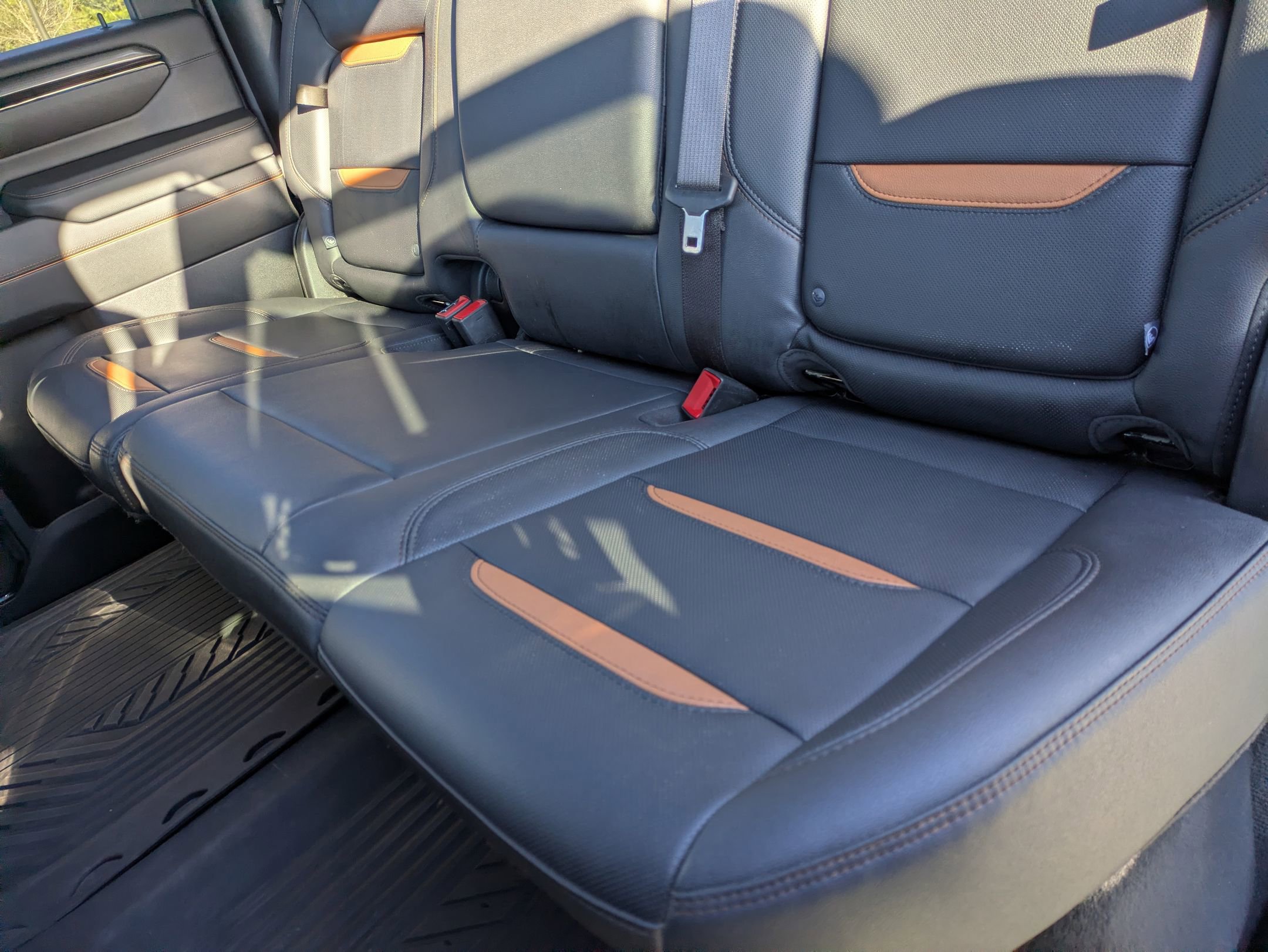 Used 2024 GMC Sierra 2500 AT4 w/ AT4 Premium Plus Package image 28