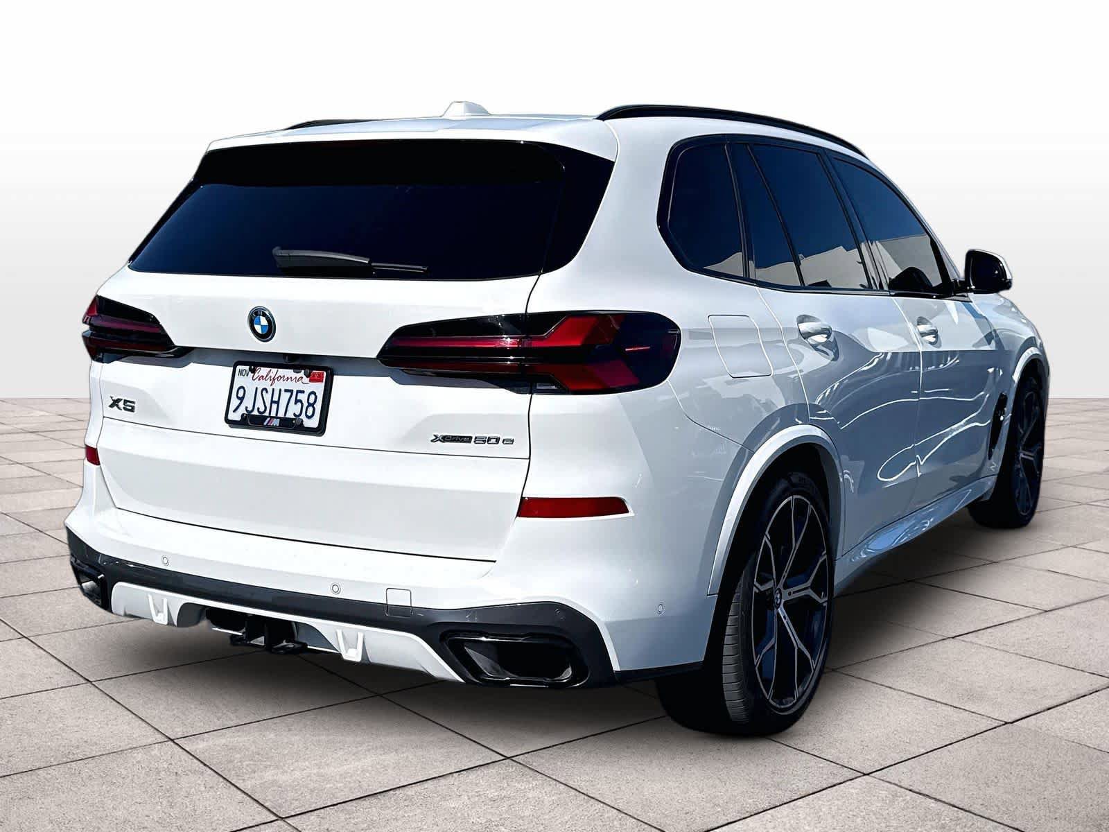 Used 2024 BMW X5 xDrive50e w/ Executive Package AWD/4WD image 9