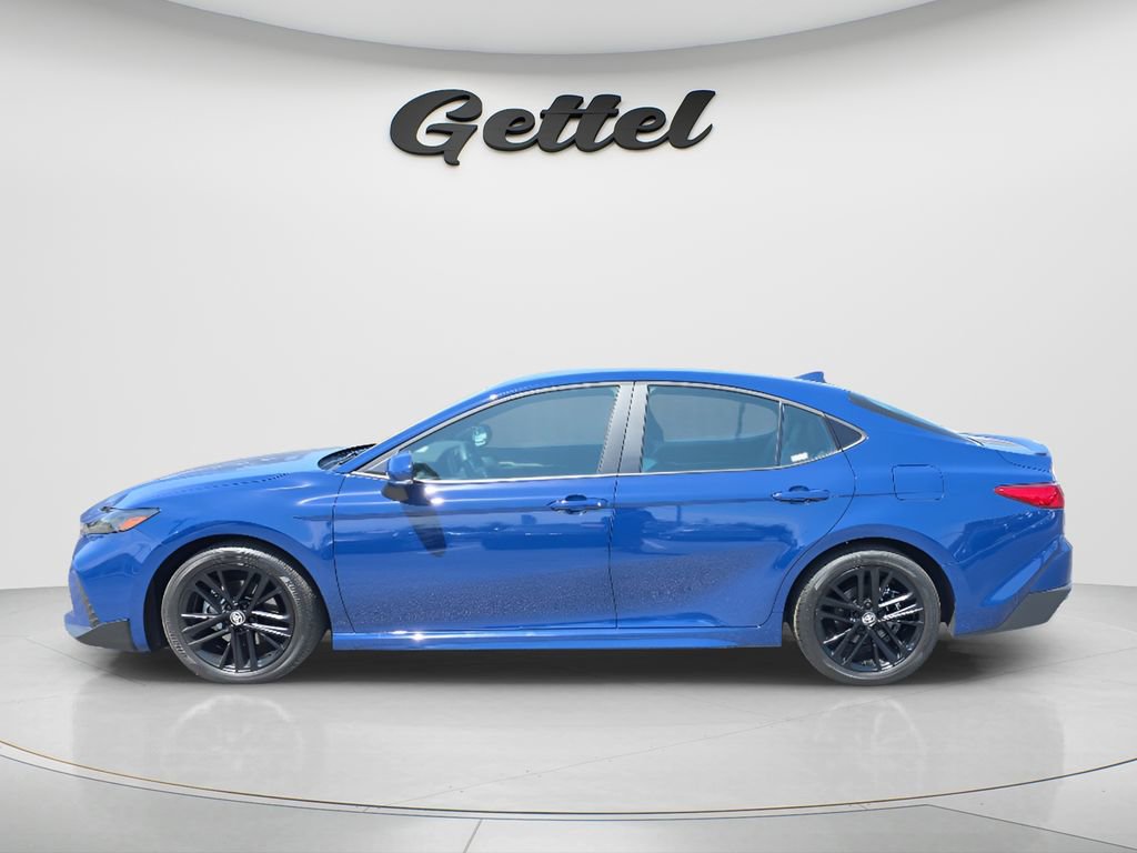 Used 2026 Toyota Camry SE FWD image 8