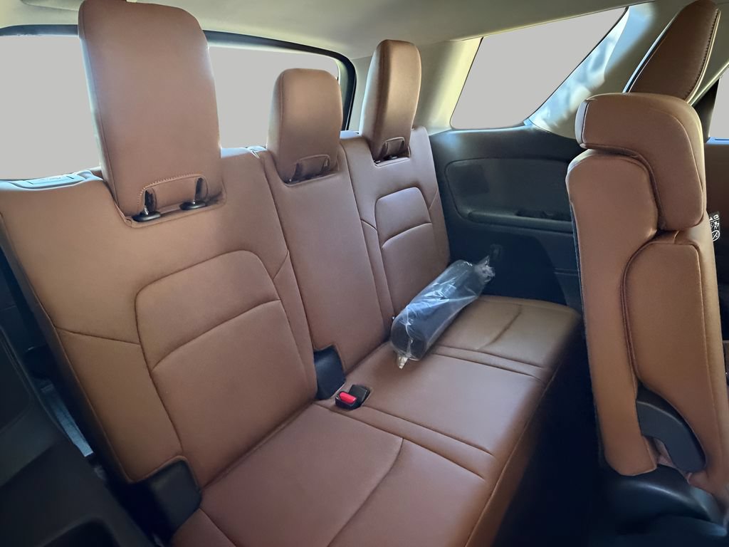 New 2026 Nissan Pathfinder Platinum AWD/4WD image 8