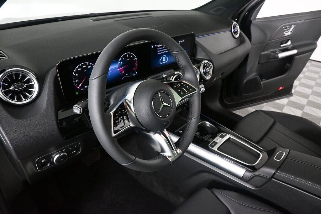 Used 2026 Mercedes-Benz GLA 250 image 6