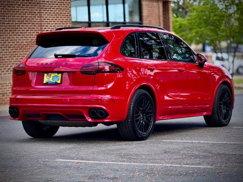Used 2016 Porsche Cayenne GTS AWD/4WD image 7