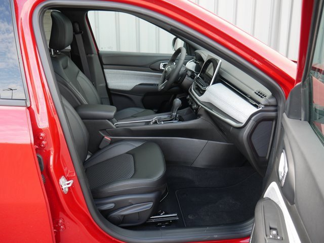 Used 2024 Jeep Compass Latitude w/ Sun and Sound Group image 25