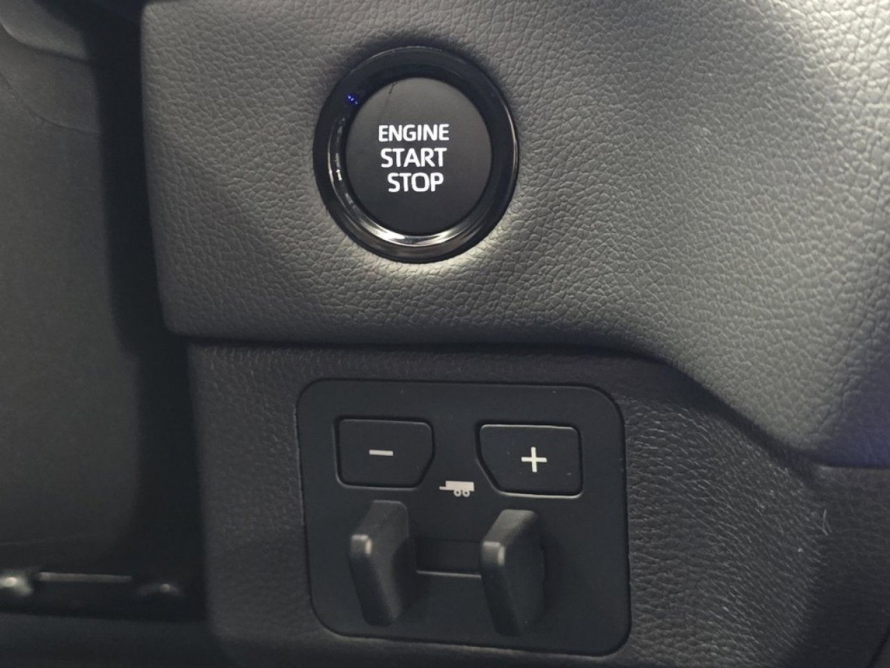 New 2026 Toyota Tundra Limited image 8