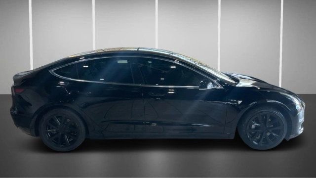 Used 2019 Tesla Model 3 Long Range image 6
