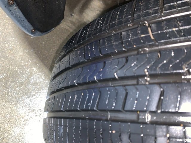 Used 2005 Chrysler Town & Country Touring image 30