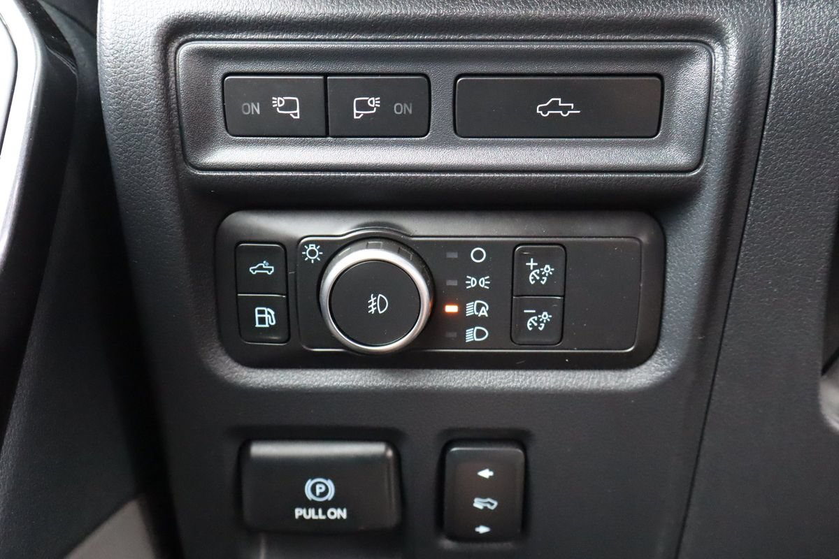 Used 2021 Ford F150 Lariat AWD/4WD image 28