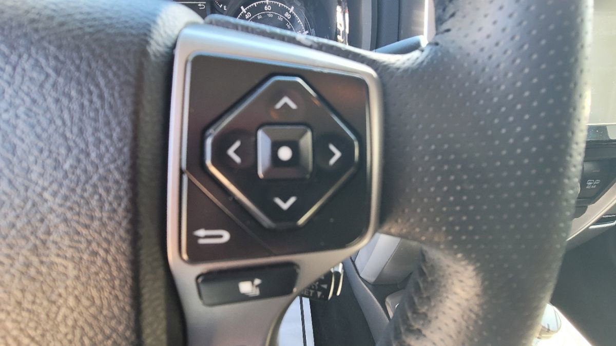 Used 2024 Toyota 4Runner SR5 image 15