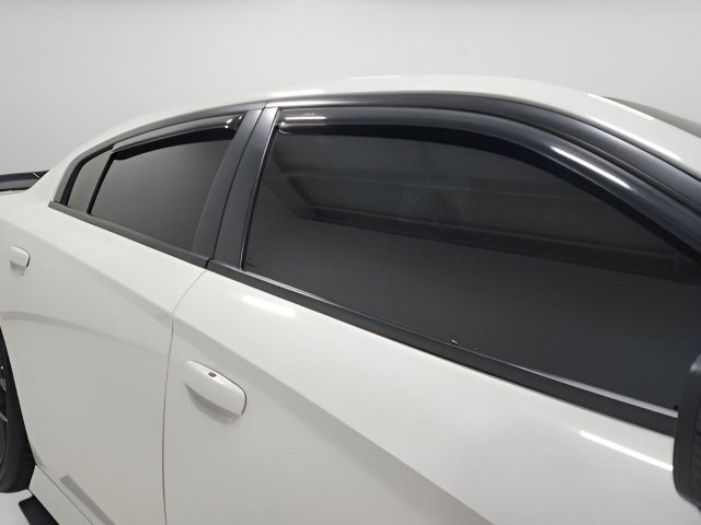 Used 2018 Dodge Charger R/T Scat Pack image 17