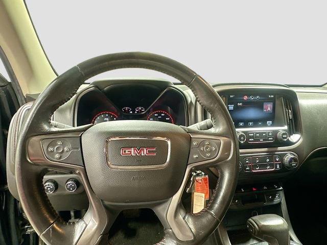 Used 2015 GMC Canyon SLE w/ All-Terrain Package image 13