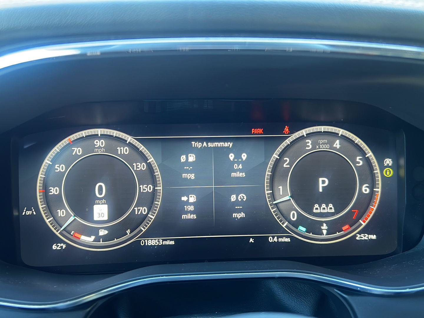 Certified 2026 Jaguar F-PACE R-Dynamic S AWD/4WD image 14