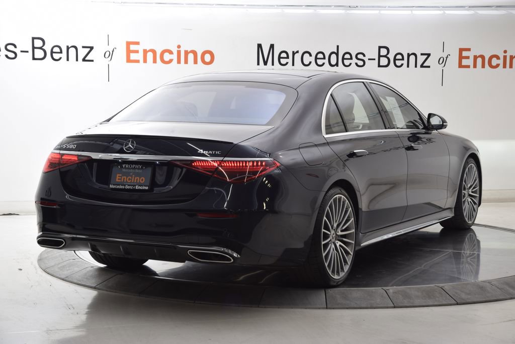 Used 2022 Mercedes-Benz S 580 4MATIC Sedan image 5