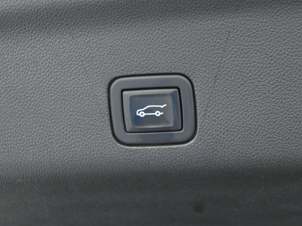 Used 2023 Chevrolet Tahoe High Country image 30