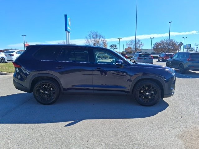 Used 2024 Toyota Grand Highlander Limited image 4