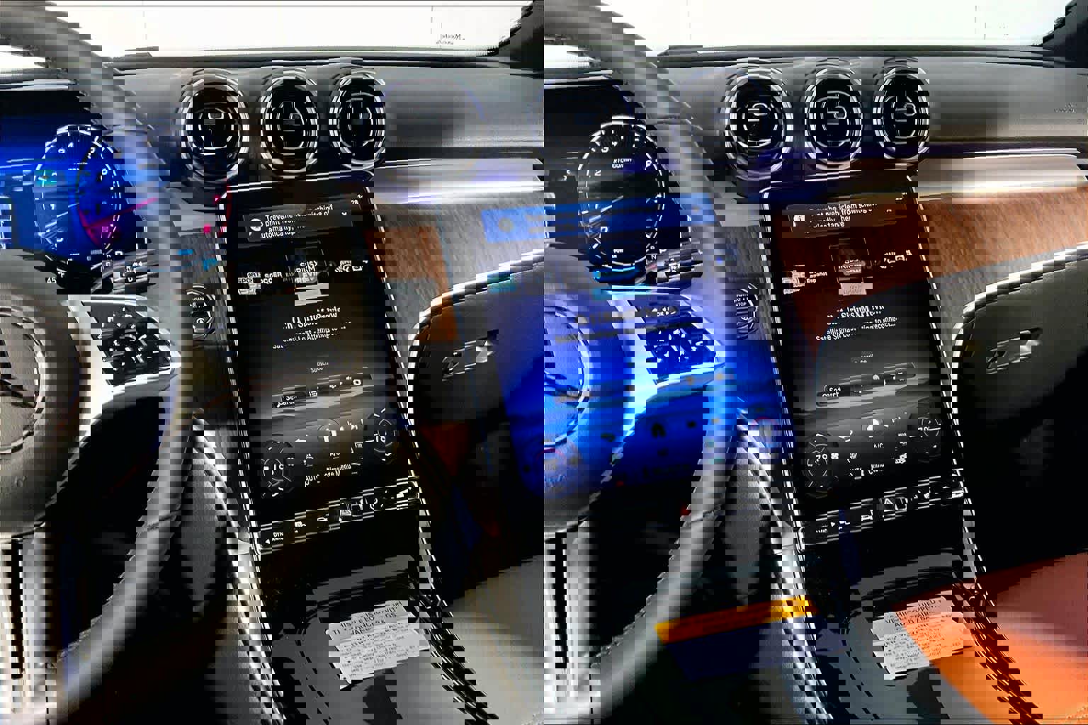 New 2026 Mercedes-Benz C 300 4MATIC Sedan image 8