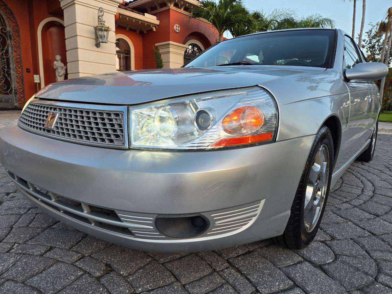 Used 2005 Saturn L-Series L300 FWD image 12