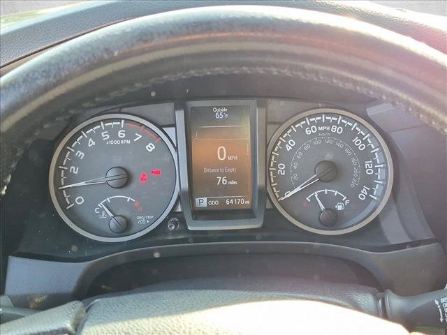 Used 2017 Toyota Tacoma TRD Sport w/ Tow Package (A/T) AWD/4WD image 9