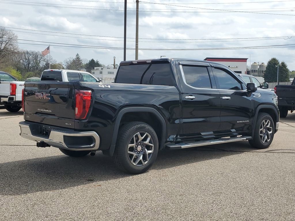 Used 2022 GMC Sierra 1500 SLT w/ SLT Premium Package AWD/4WD image 3