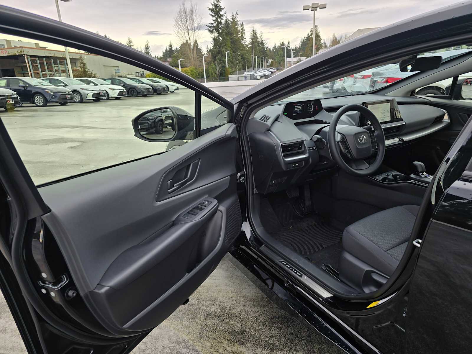 Used 2026 Toyota Prius LE image 19