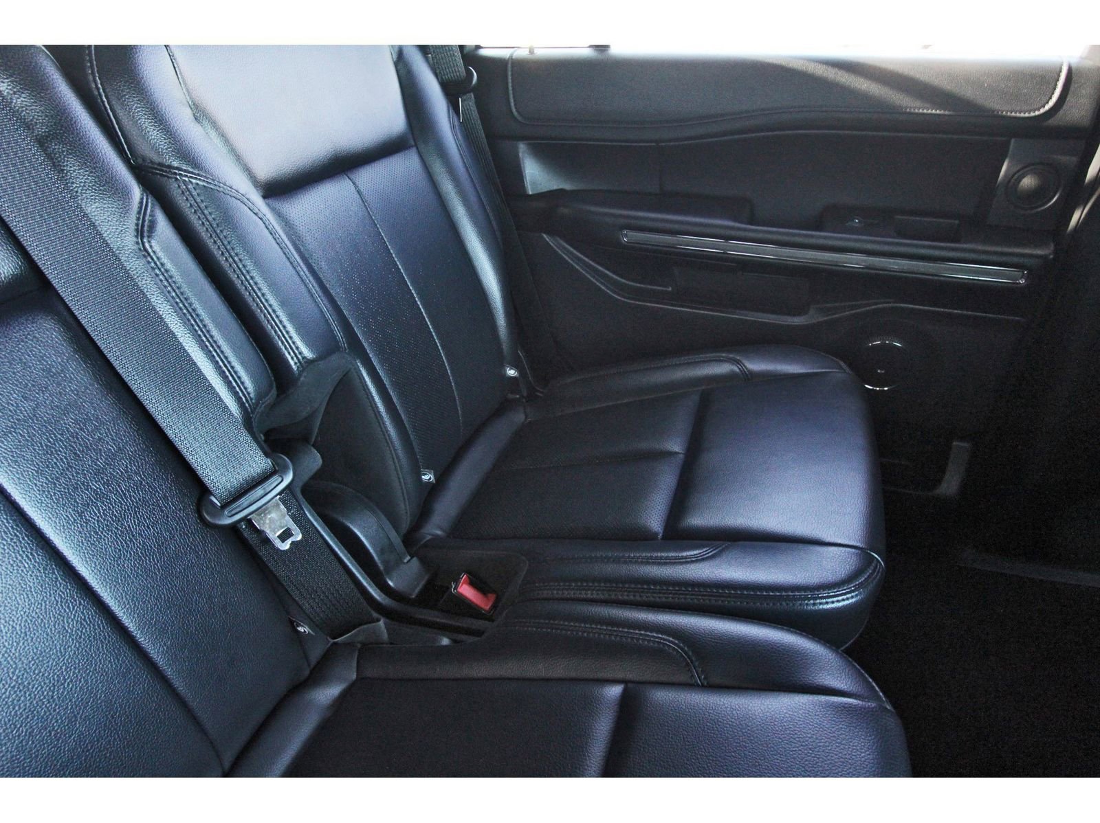 Used 2019 Ford Expedition XLT w/ Equipment Group 202A image 15