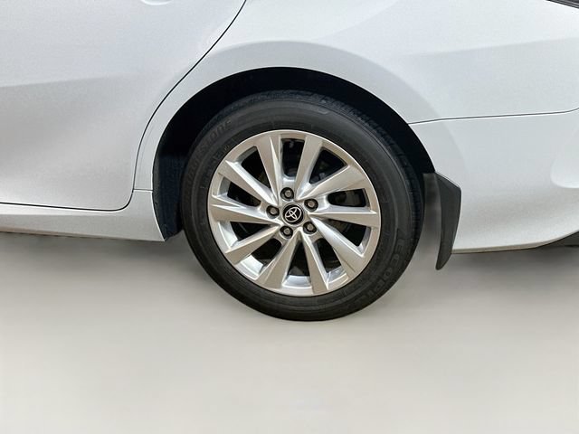 Used 2024 Toyota Camry LE FWD image 6