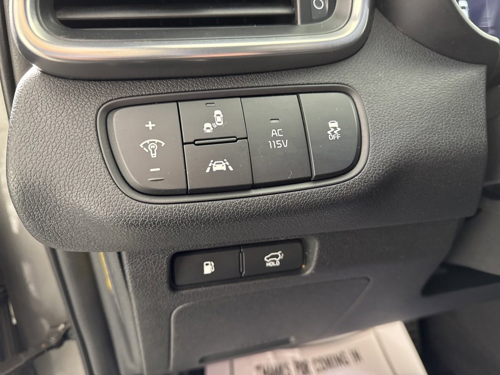 Used 2017 Kia Sorento SX image 16