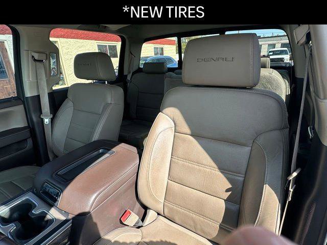 Used 2015 GMC Sierra 3500 Denali image 2