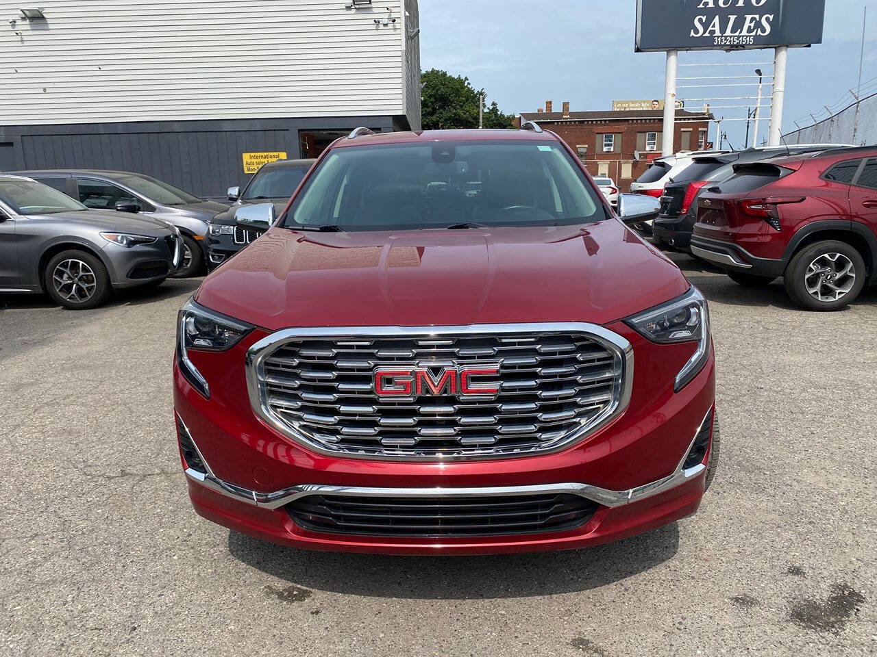 Used 2018 GMC Terrain Denali w/ Driver Alert Package II image 3